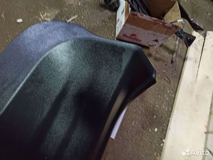 Обшивка двери багажника Nissan x-trail t32