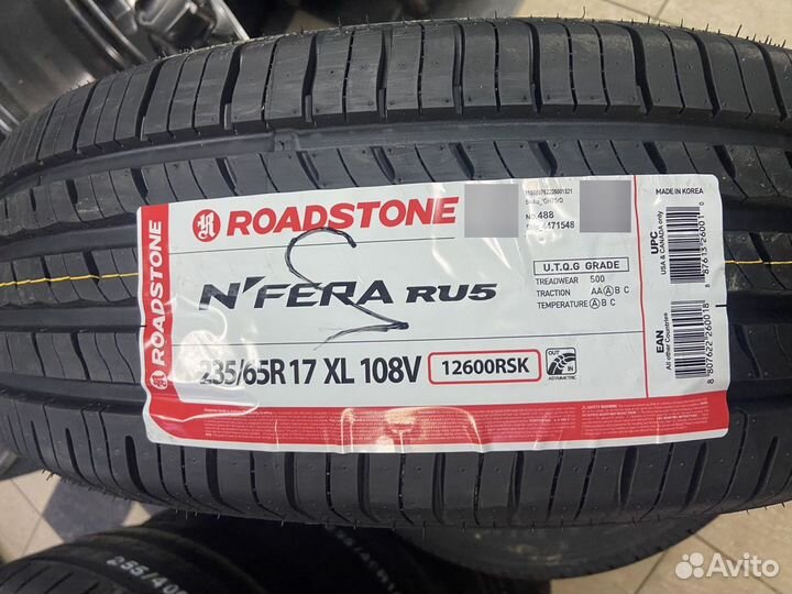 Roadstone N'Fera RU5 235/65 R17 108V