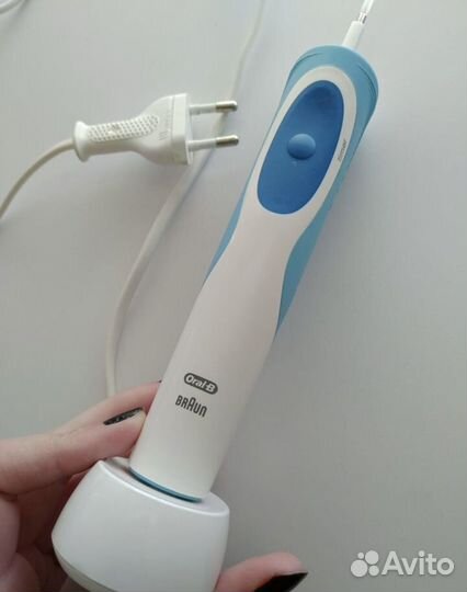 Зубная щетка oral b