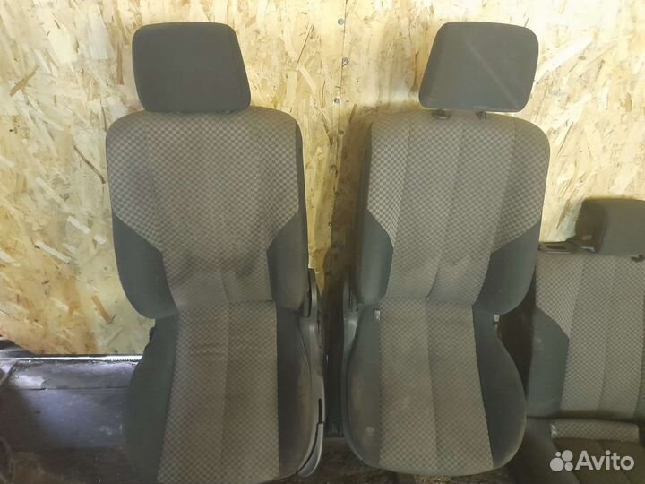 Комплект сидений Renault Megane 2