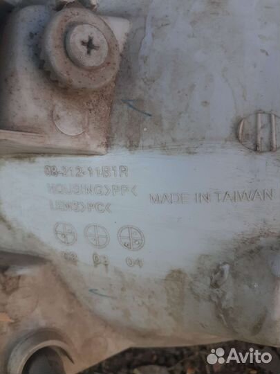 Фара на авто