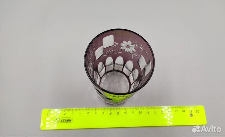 Красивый редкий стакан. Цветной резной хрусталь