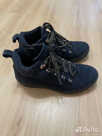 Ботинки для девочки