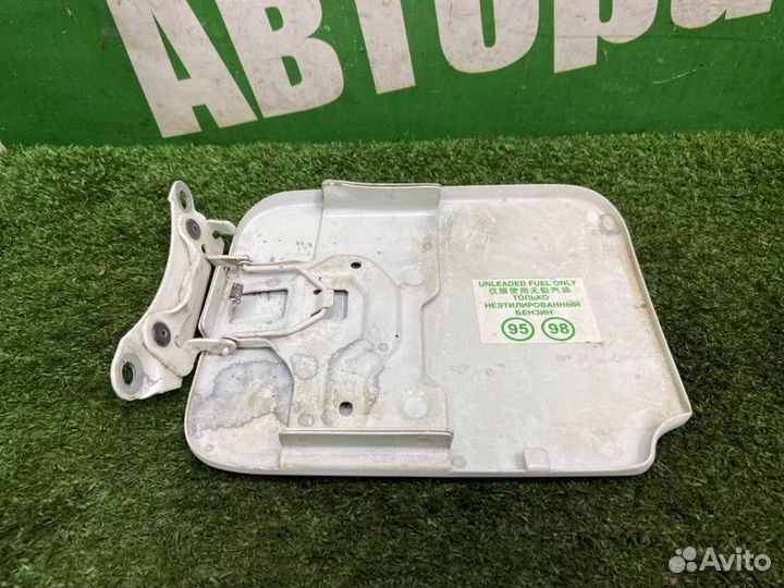 Лючок топливного бака Renault Logan K7MA812 2017