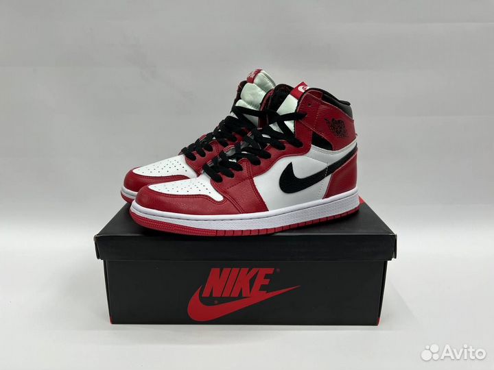 Кроссовки Nike Air Jordan 1 Chicago (36-45)