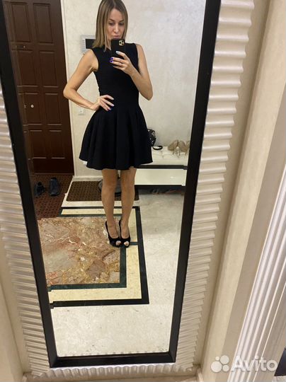 Платье черное