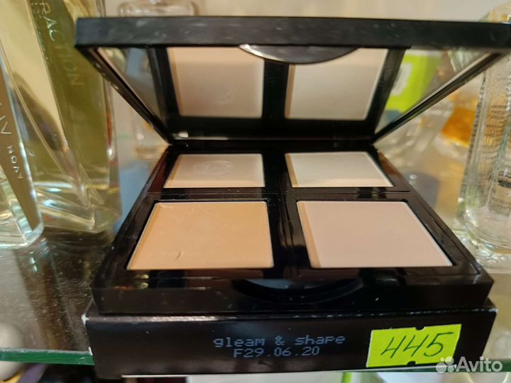 Тени для век, румяна, палетка