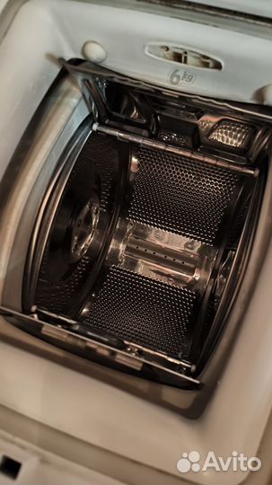 Стиральная машина с вертикальной загрузкой