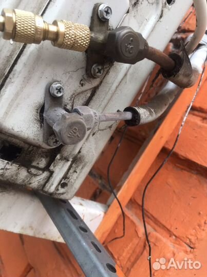 Чистка, заправка и ремонт кондиционеров