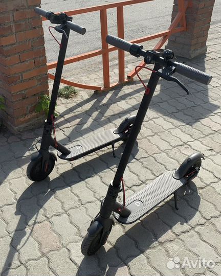 Электросамокат Xiaomi Mi Electric Scooter 1S