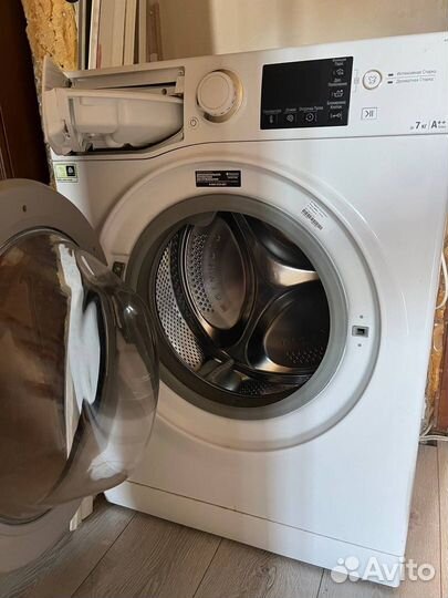 Стиральная машина аристон