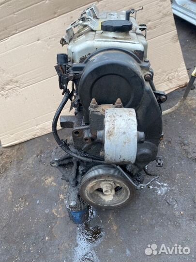 Двигатель Mitsubishi Carisma седан 1.6