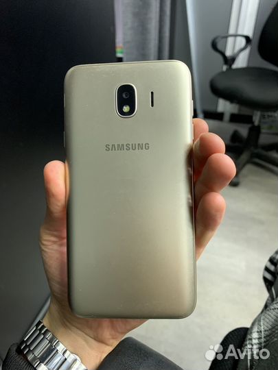 Samsung Galaxy J4 (2018), 3/32 ГБ