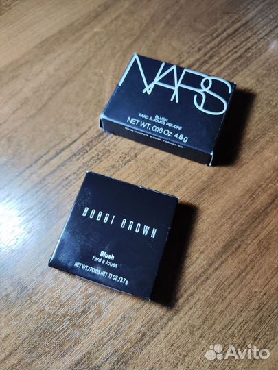Румяна Nars, Bobby Brown