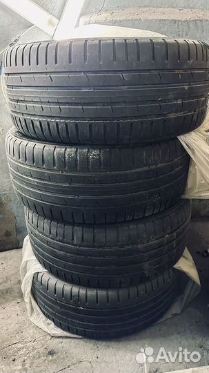 Nokian Tyres Hakka Blue 2 225/45 R17 90Y