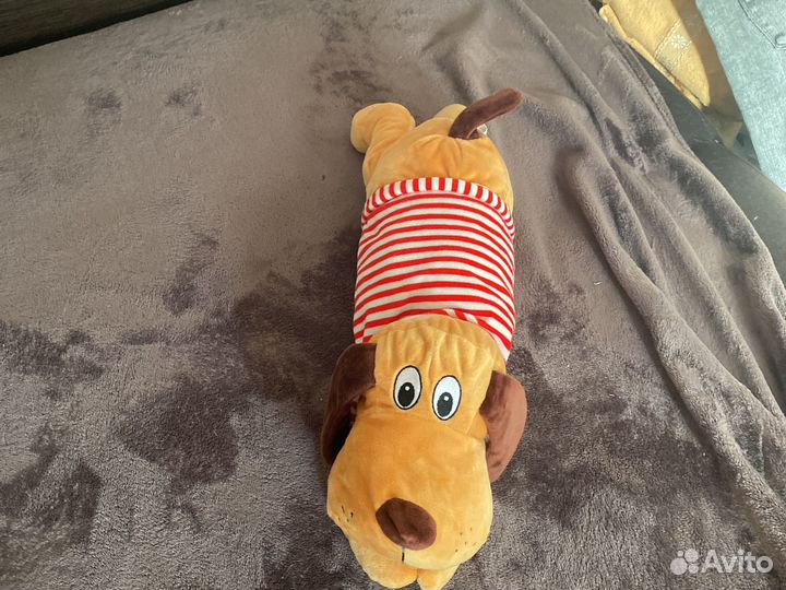 Собака игрушка