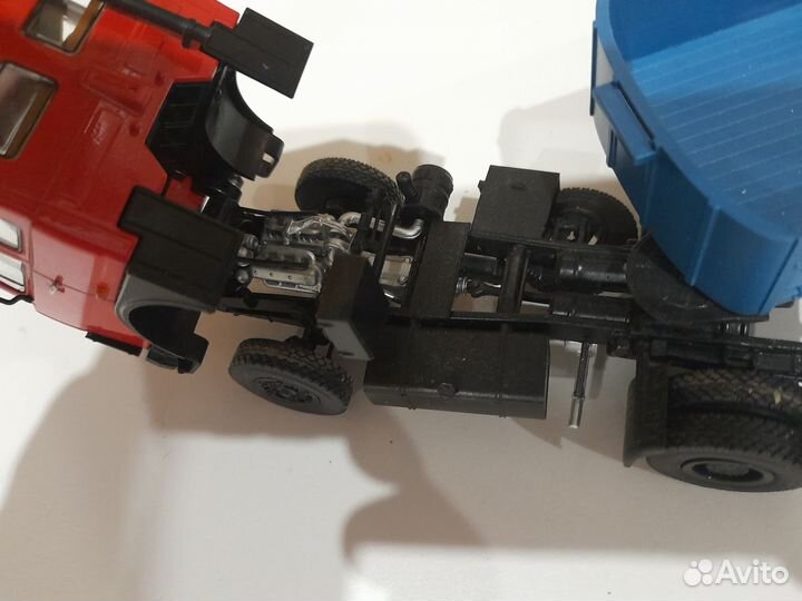 Модель Маз6422 с полуприцепом и Маз6335 маз 503