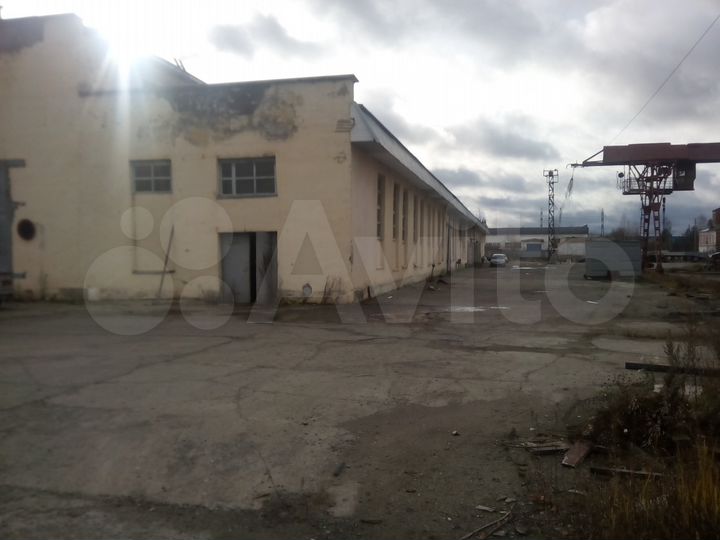 Здание, 3150 м²