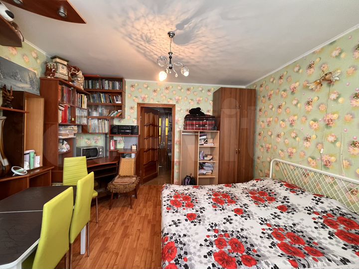 Комната 14 м² в 3-к., 8/12 эт.