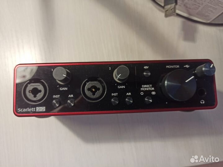 Аудиокарта Focusrite Scarlett 2i2 3rd gen
