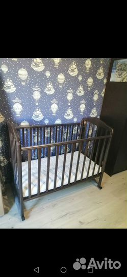 Детская кроватка