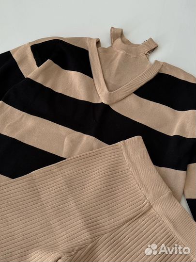 Вязаный костюм женский с брюками лапша