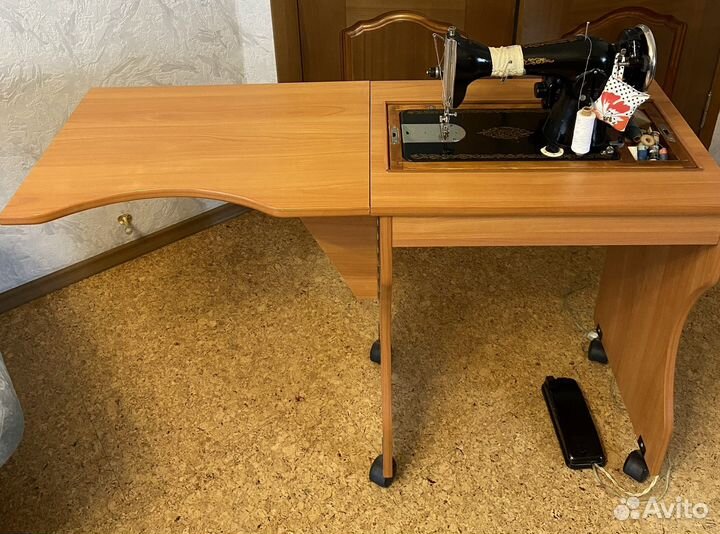 Швейная машинка подольская ножная