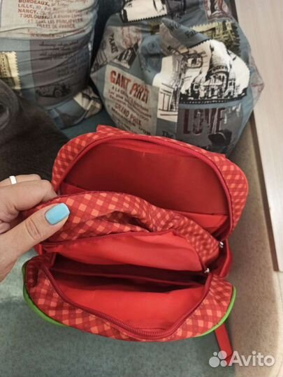 Рюкзак для начальной школы новый