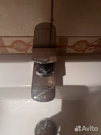 Подвесная тумба с раковиной 60 см