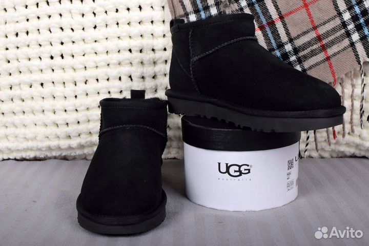 Ugg mini