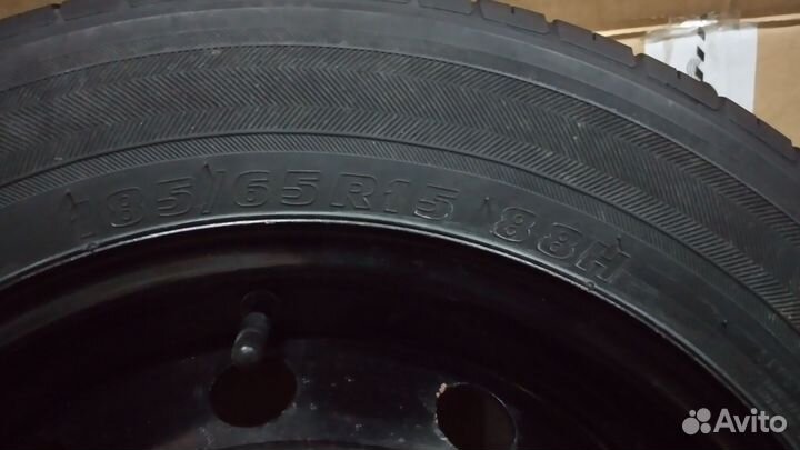 R15 Kumho Solus KH17 185/65, PCD 4x100 DIA 60.1