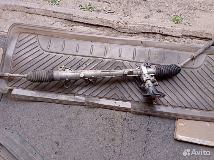 Продам рулевую рейку Мазда Демио DY3W