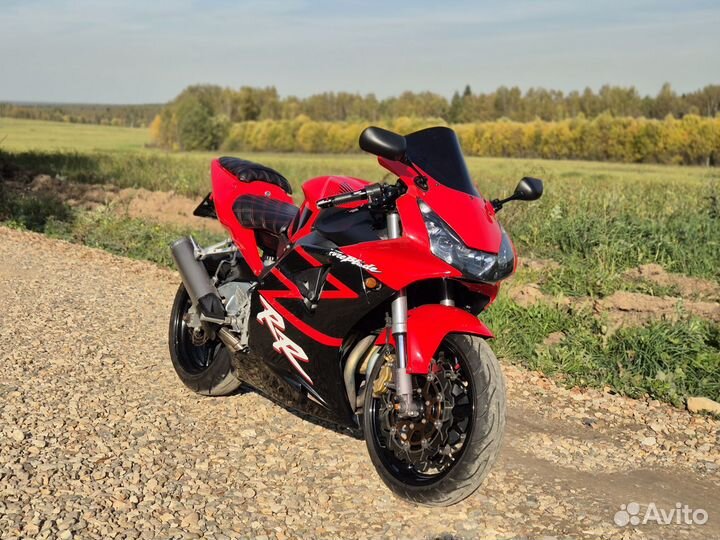 Honda cbr 954rr fireblade