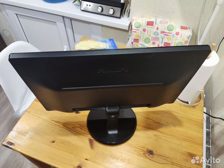 Монитор Philips 226v4l full HD 21.5