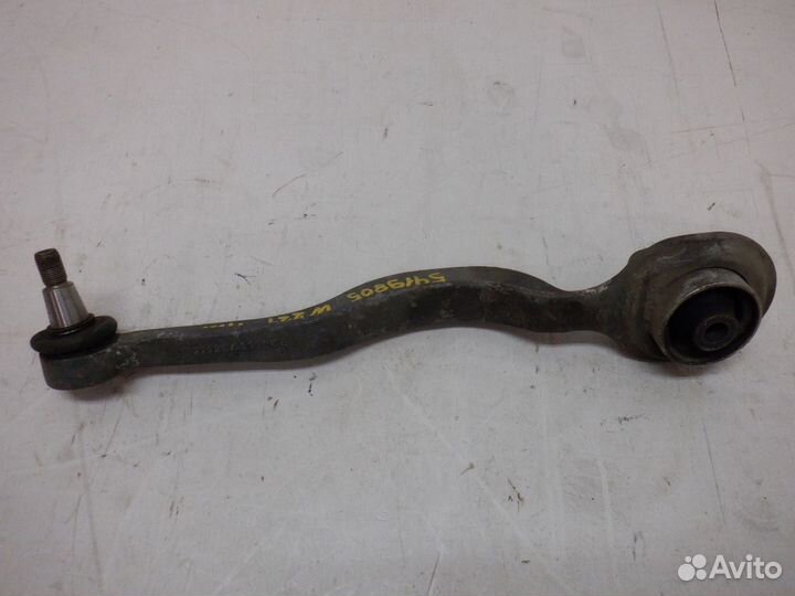 Рычаг передний правый нижний