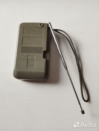 Карманный приемник Panasonic RF-P50. Рабочий