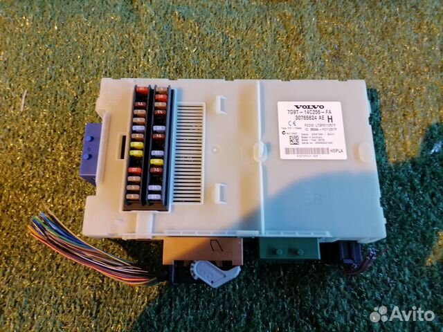 Блок комфорта 30765624 Volvo V70 S80 V50 AS98 BW B