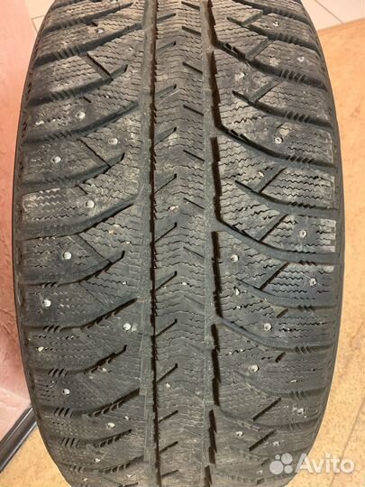 Bridgestone Ice Cruiser 7000 255/50 R19 107T