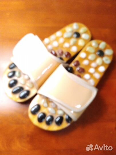 Тапочки массажные с камнями