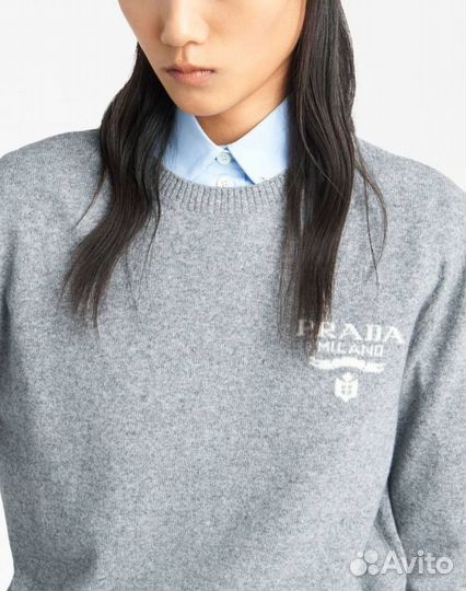 Свитер женский prada
