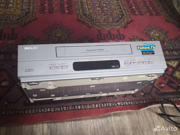 Видеомагнитофон