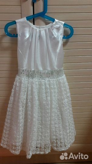 Платья нарядные р110- 116
