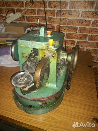 Машина скорняжная