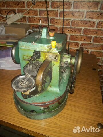 Машина скорняжная