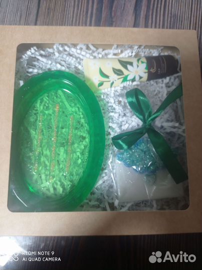 Подарочный набор для женщин на 8 марта