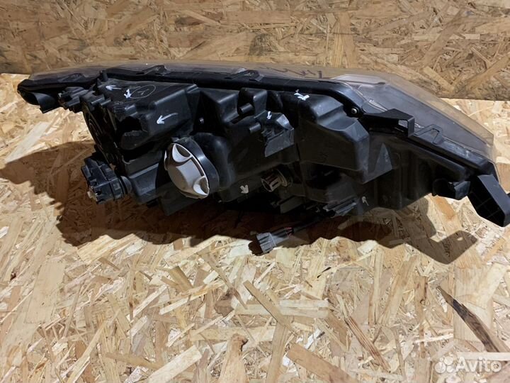 Фара левая Nissan X-Trall 2018