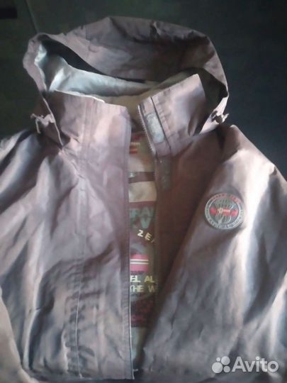 Горнолыжная куртка женская