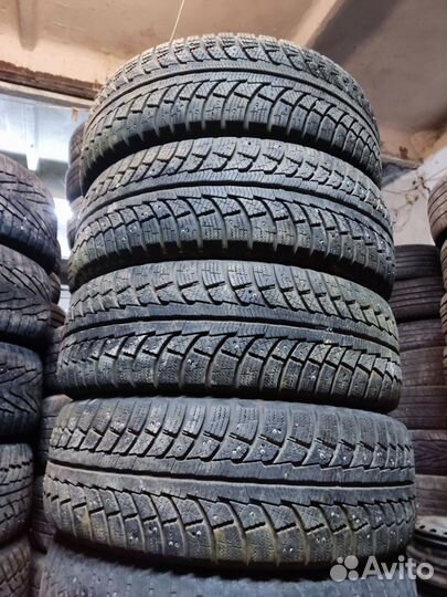 Gislaved Nord Frost 5 235/65 R17