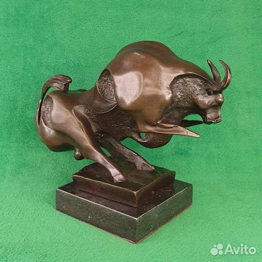 Статуэтка бронзовая Бык модерн