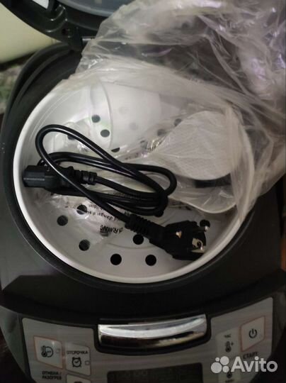 Мультиварка redmond